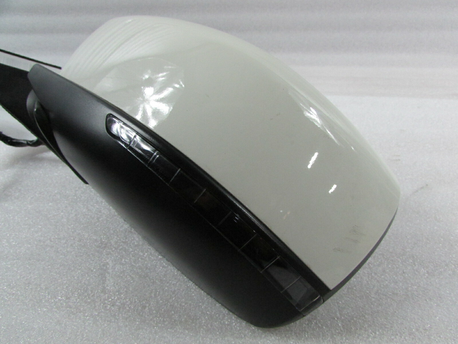 Maserati Ghibli, LH, Left Side View Mirror, Used, P/N 670017235
