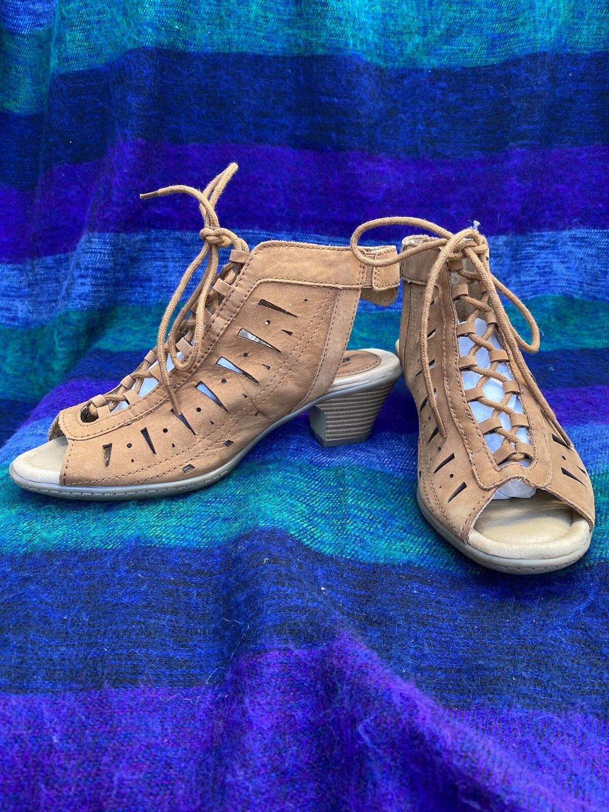 earth kristen lace up sandal