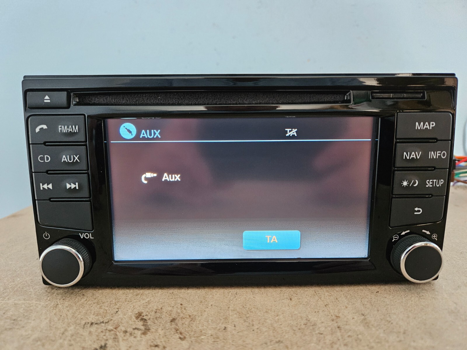 NISSAN MICRA K13 LCN2 SAT NAV BLUETOOTH CAR RADIO STEREO CD PLAYER