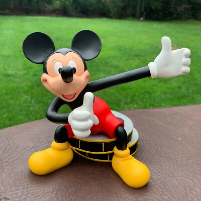 Walt Disney ミッキーマウス 置物 New Disney100 Platinum Oswald and Disney Eras Mickey Figures at