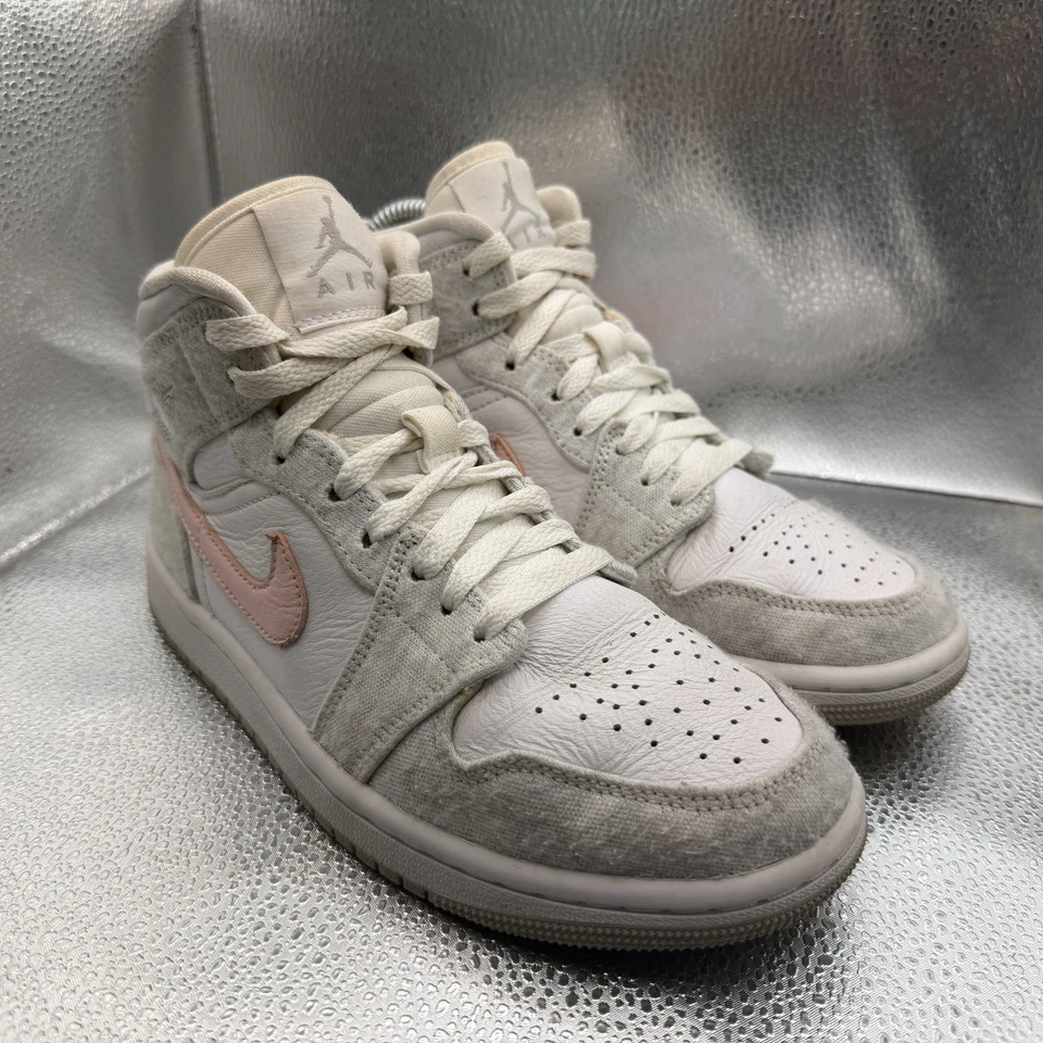 Zapatos para mujer talla 6,5 Nike Air Jordan 1 Mid SE Light Iron Ore blancos DN4045-001 Foto 3 de 4