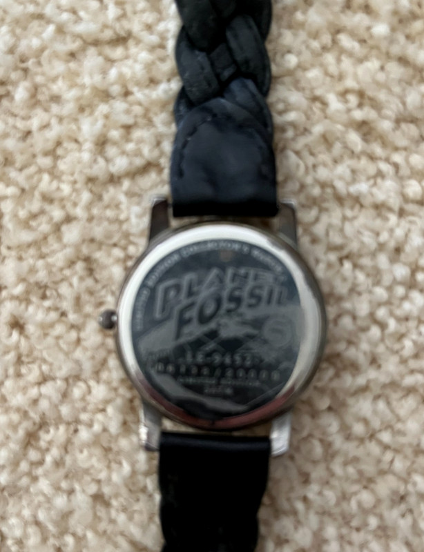 Rare Fossil Limited Edition Around The World Series 9452/10000