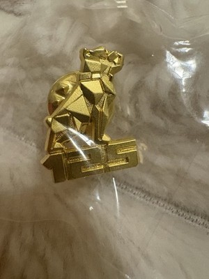 New Gold Toned Mack Truck 125 Years Anniversary Bulldog Dog Mascot Lapel Pin