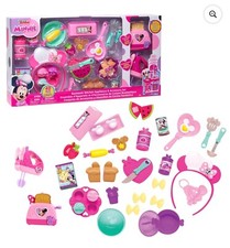 Disney Minnie Mouse Bowtastic Kitchen Appliance  Accessory Set, 40 pieces, Pink