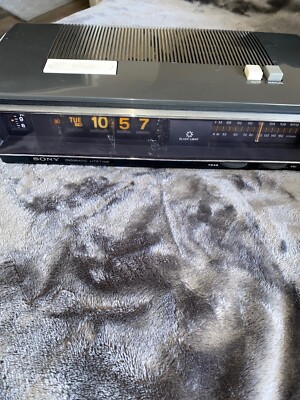 ☆希少【未使用】SONY TFM-C560W 1976年頃昭和レトロ時計ラジオ Vintage Sony TFM-C660W Digimatic Litetime Flip Clock Alarm AMFM