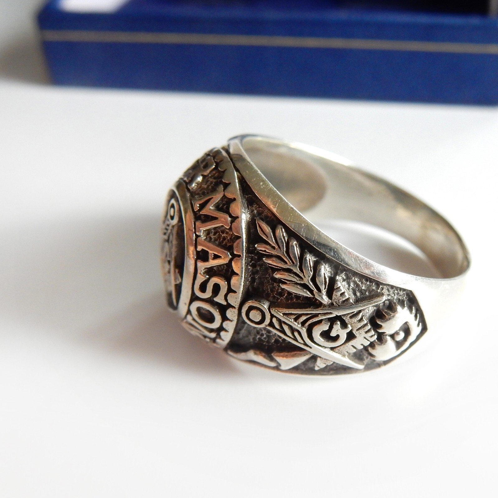 Solid Silver Masonic Signet Ring - image 4