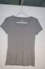 Junior Womens GRAY S/S V-NECK T-SHIRT Stretchy Ribbed M 7-9