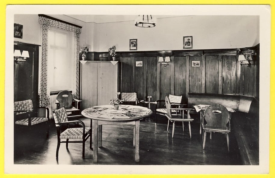 cpa Rare GERMANY ALLEMAGNE CASERNE du 12e DRAGONS La SALLE de LECTURE Militaria - Photo 1/1