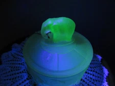 CIRCUS ELEPHANT GREEN FROSTED POWDER JAR ORIGINAL TASSEL URANIUM GLASS