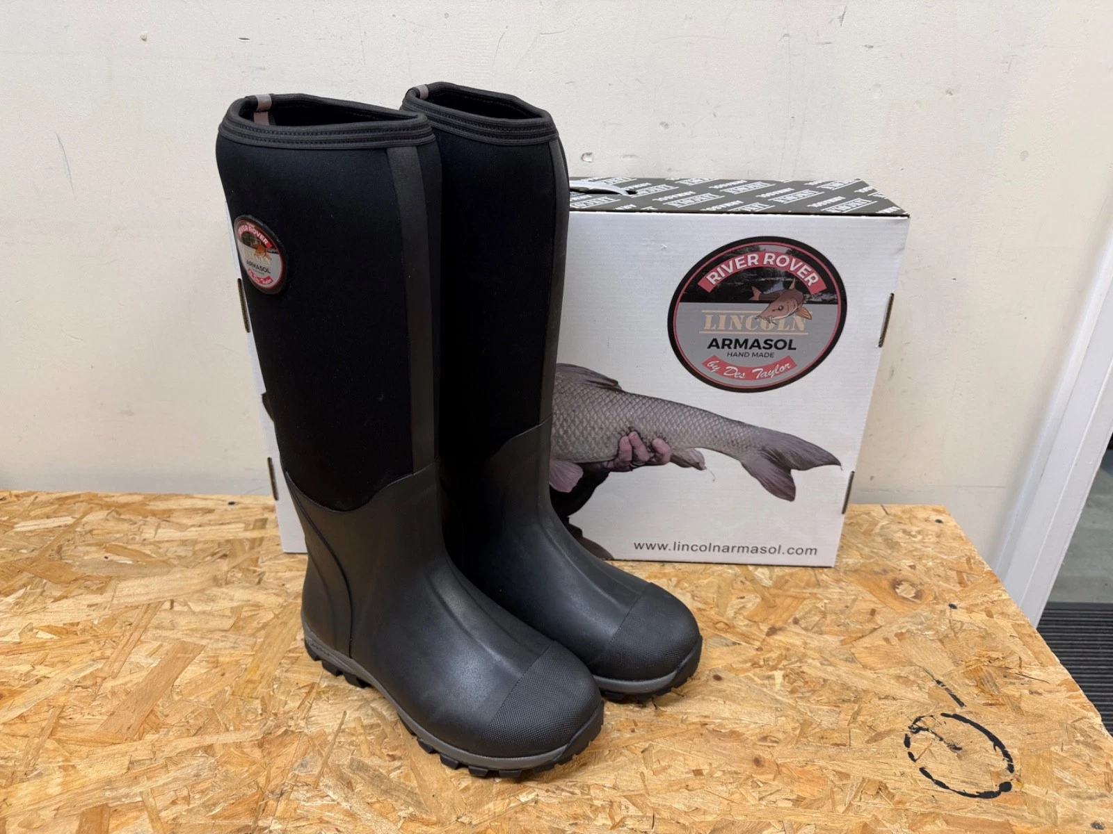 FISHING TACKLE - ARMASOL DES TAYLOR RIVER ROVER BOOTS SIZE 8 *NEW*
Opens in a new window or tab
