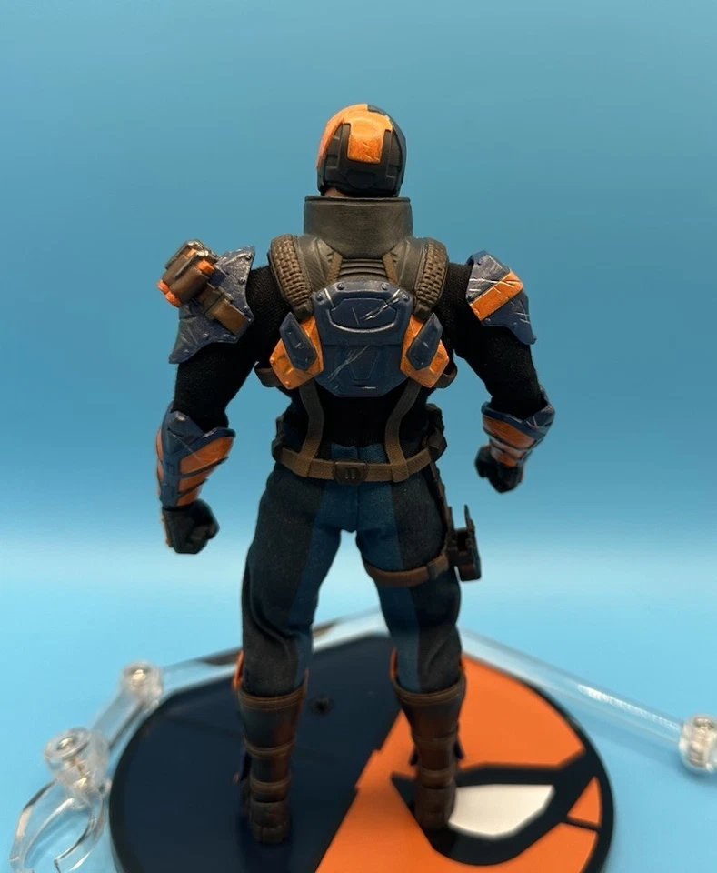 Figura de acción Mezco One:12 DC Deathstroke completa sin caja ¡Envío rápido!!! Foto 4 de 4