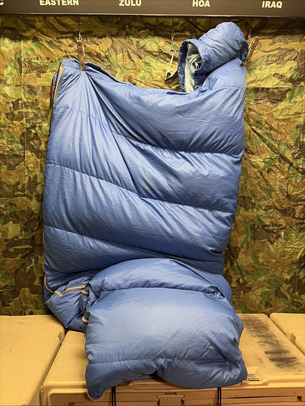 REI Seattle Goose Down Sleeping Bag MINT Fluffy Blue Mummy Zipper Trim
Opens in a new window or tab