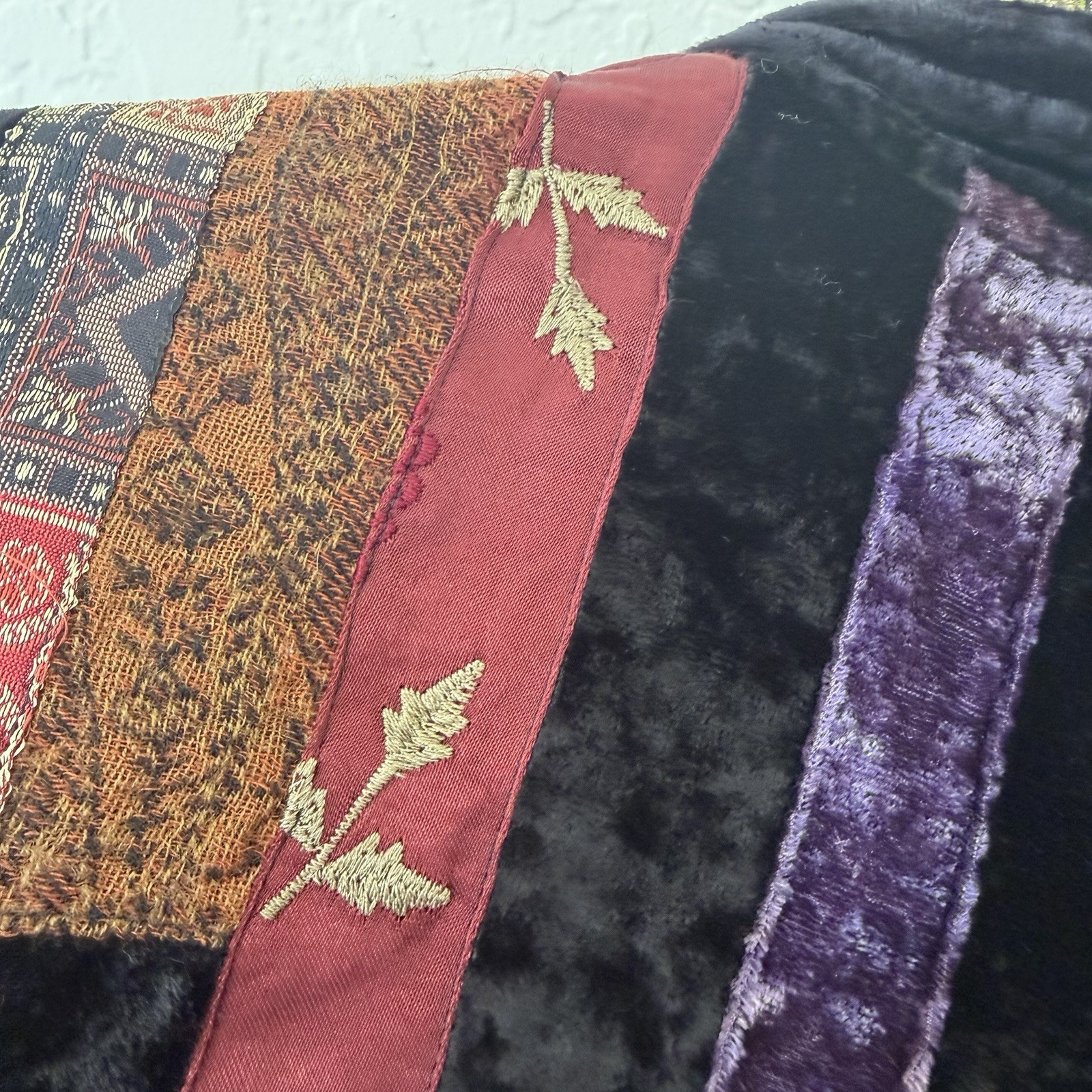 Vintage Patchwork Jacket Medium Velvet Embroidere… - image 7