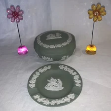 Jasperware Wedgwood Lot of 2 Trinket Box with lid & Ashtray Vintage Sage Green