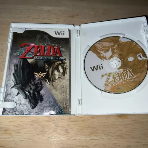 The Legend of Zelda Twilight Princess for Nintendo Wii Good Condition