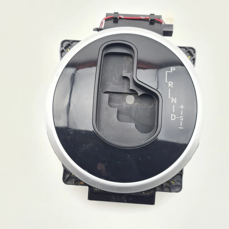 Subaru Liberty Outback Automatic Shifter Surround Trim Gen 4 09/06-08/09 - image 2 of 4