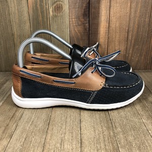 clarks suede boat shoes