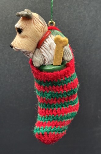 1985 Hallmark Doggy in einem Strumpf Weihnachtsschmuck Welpe Hundeknochen gestreifte Socke - Bild 3 von 9