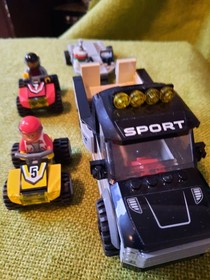 LEGO CITY: ATV Race Team (60148) Truck Trailer 2 Minifigures Books Fast Shipping