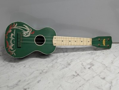 Harmony Ukulele Green Finish Hawaiian Tropical Island Stencil Decorative Display
