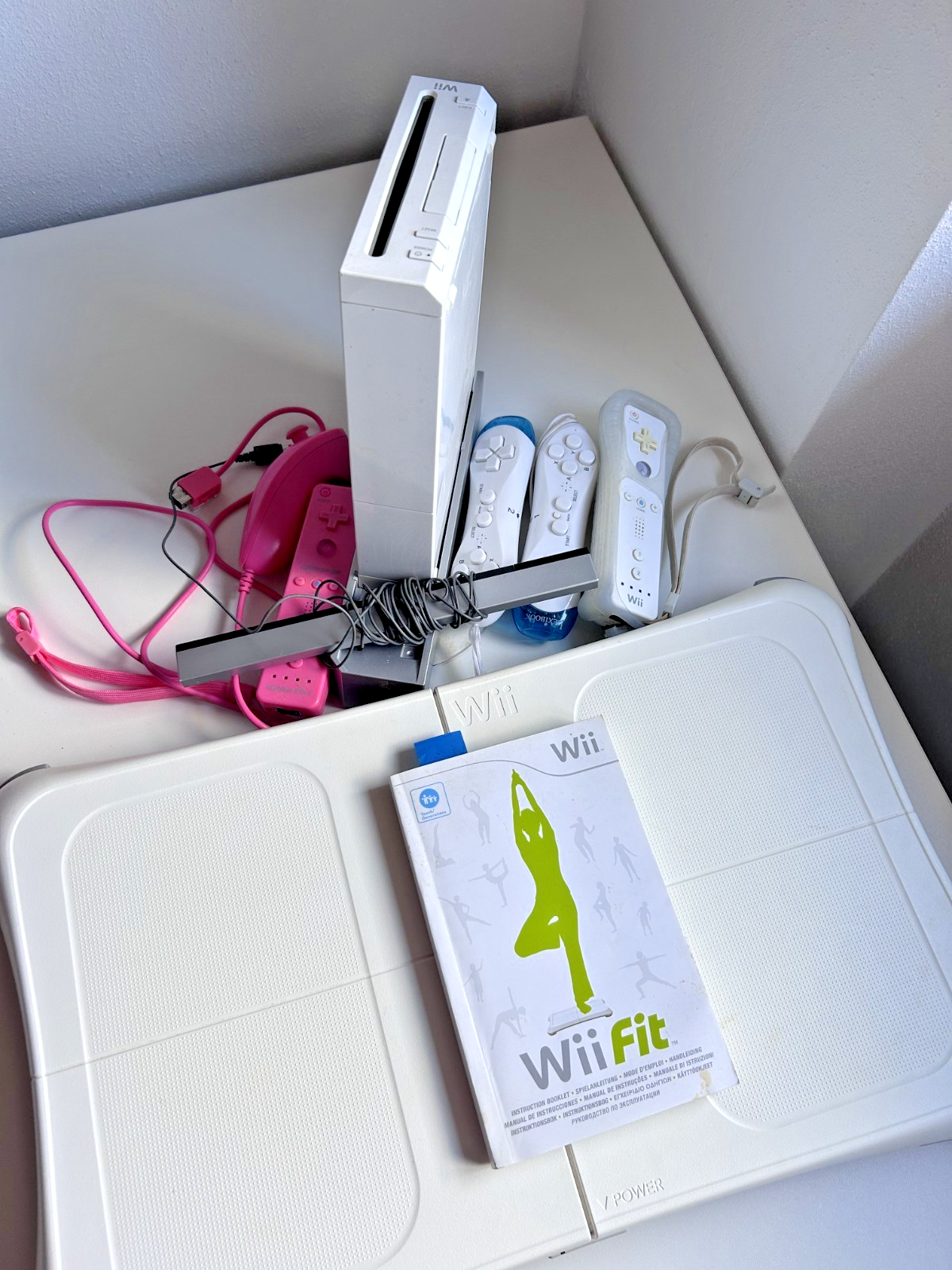 Nintendo Wii Konsole mit Fit Balance Board Fit Sports resort