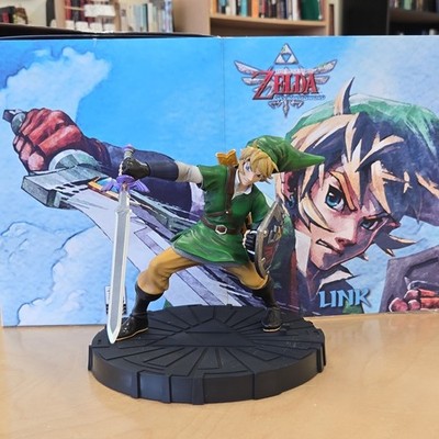 First 4 Figures Link The Legend of Zelda Skyward Sword Statue Boxed 2015