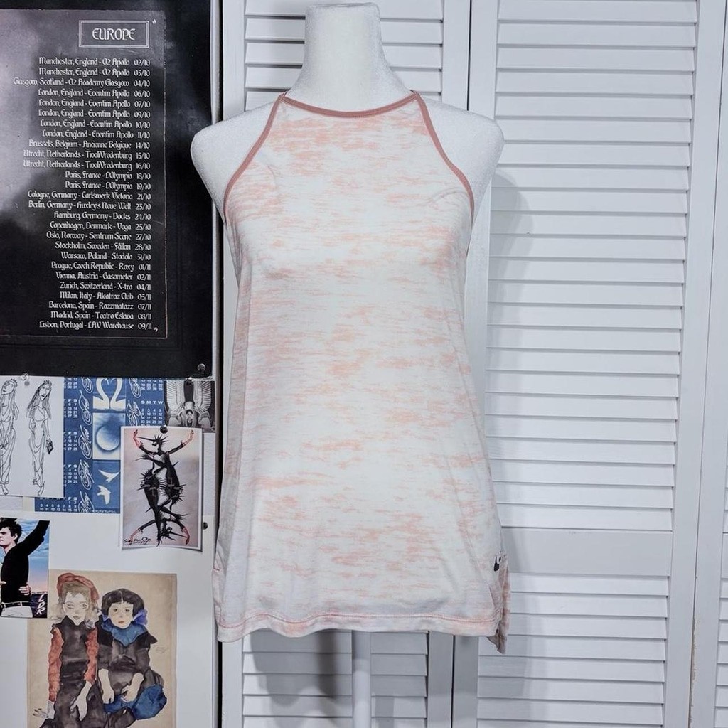 Nike athletic top