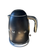 SMEG KLF03BLMUK 50s Retro 1.7L Electric Kettle Black 3000W, Fair Condition