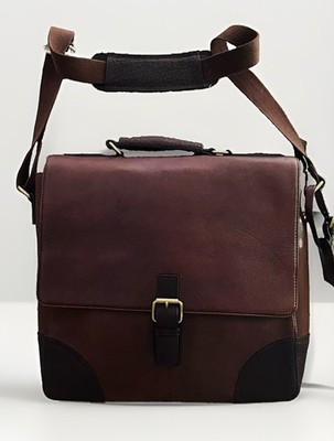 Wine Enthusiast RARE Leather 8 Bottle Executive Messenger Bag NEW DISCONTINUED