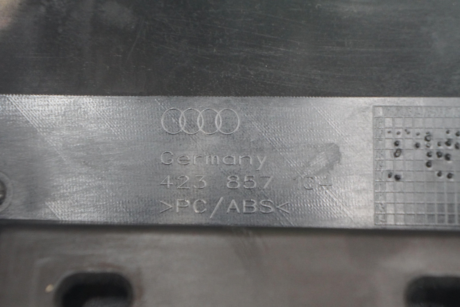 Glove Box Dash Compartment 423857104 6PS OEM Audi R8 2008-15