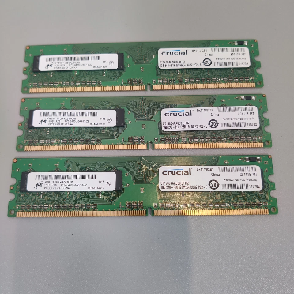 3x Crucial 1GB 240-pin Memory DDR2 128Mx64 PC2-5300U CT12864AA667.8FHZ - Image 2 of 4
