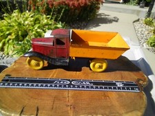 Vintage 1930's Wyandotte Pressed Steel mechanical 9.5" Toy Dump Truck - Works 