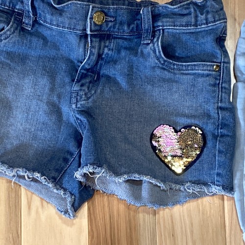 Girls shorts size 8 Carters kid sonoma flip sequin heart - Picture 3 of 9