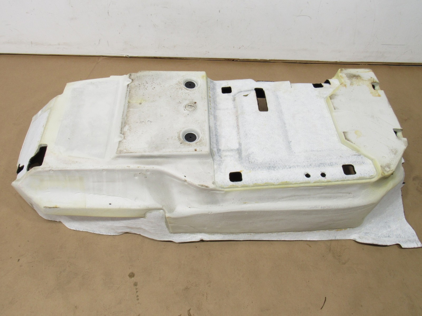 18-21 Aston Martin Vantage 2019 Left Driver Floor Carpet Liner Mat Cover :O