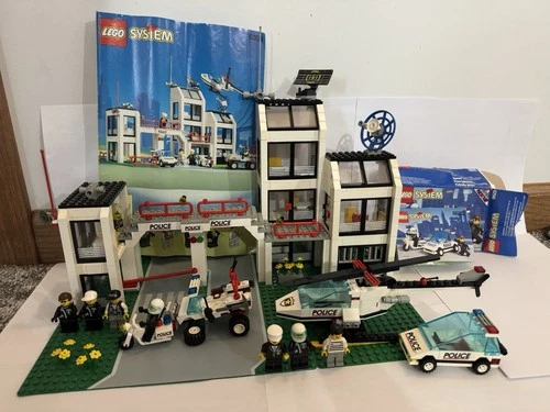 LEGO Set # 6398 & 6625 98% Complete With Manuals