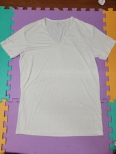 Uniqlo Airism V-Neck T-Shirt L White Moisture Wicking Performance