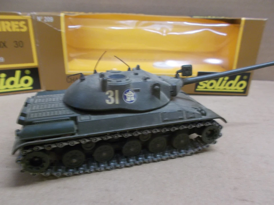 ANCIEN SOLIDO CHAR BLINDE AMX - 30T FRANCE ~ N° 209 - 1/1965 MADE IN FRANCE - Photo 3/4