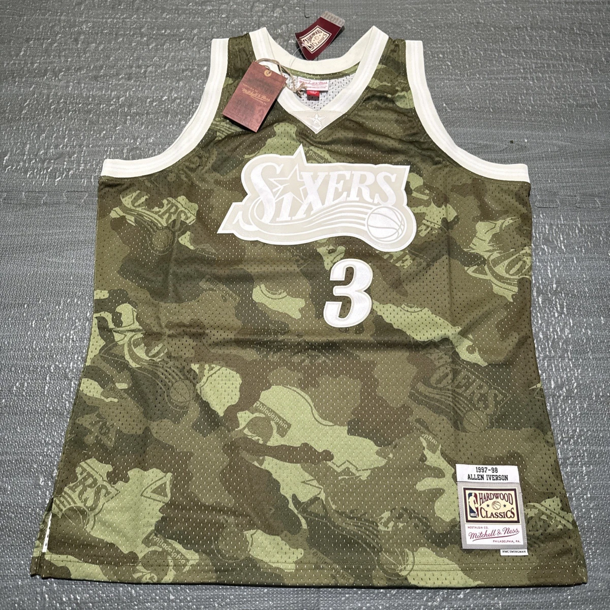 Preços baixos em Allen Iverson Verde Roupas e Souvenirs para fãs