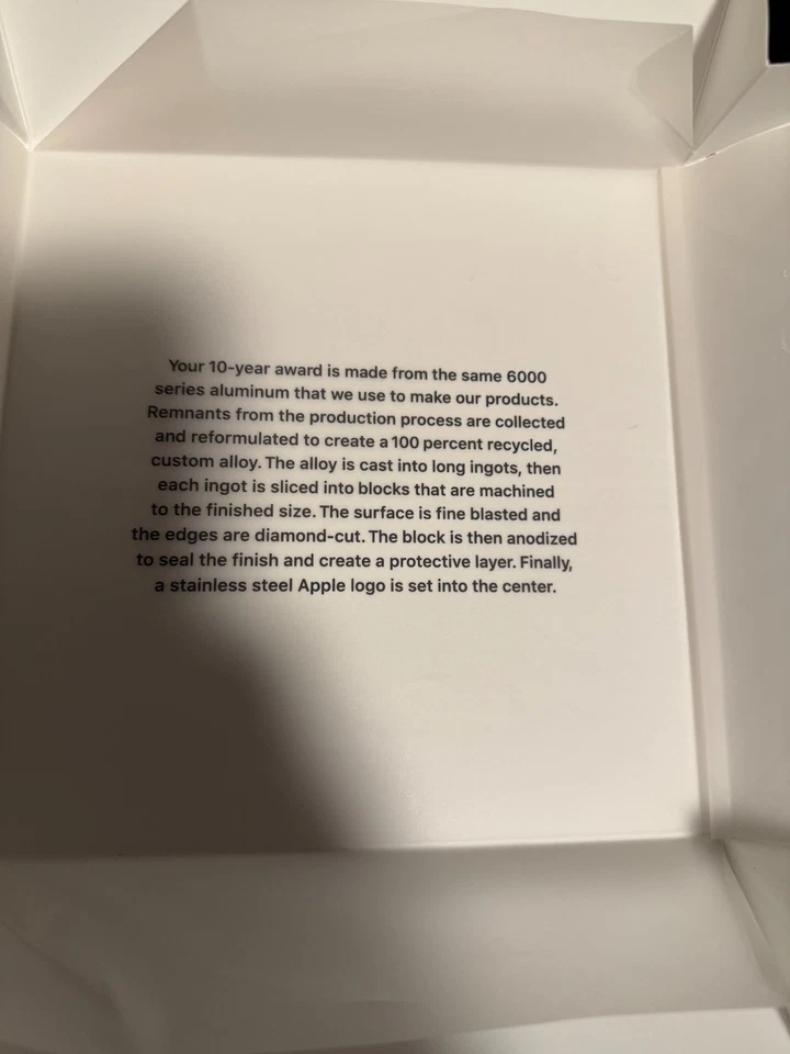 Apple 10 Year Award – Solid Aluminum – Tim Cook Signed Card Included  - Image 3 of 4