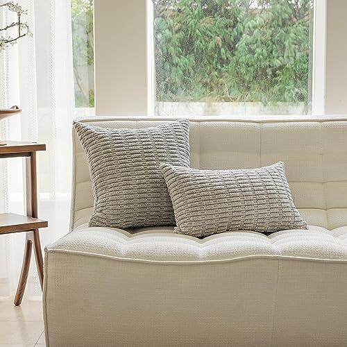 Gray Pillow Covers 20 x 20 Striped Throw 20" x 20" (Pack of 2) Light Grey - Bild 2 von 6