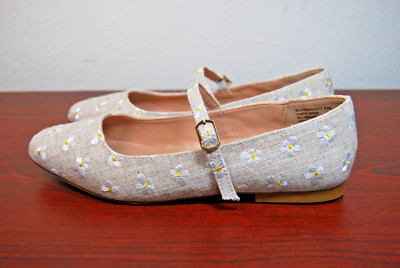 NEW Steve Madden Gray with White Daisy's Mary Jane Flat Women's Sz 8.5M Floral