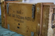 "Cassa militare vintage NATO 7.62 mm - Originale anni '60/'70, legno massello