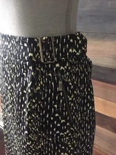 W By Worth Women’s Black Print Skirt size  8