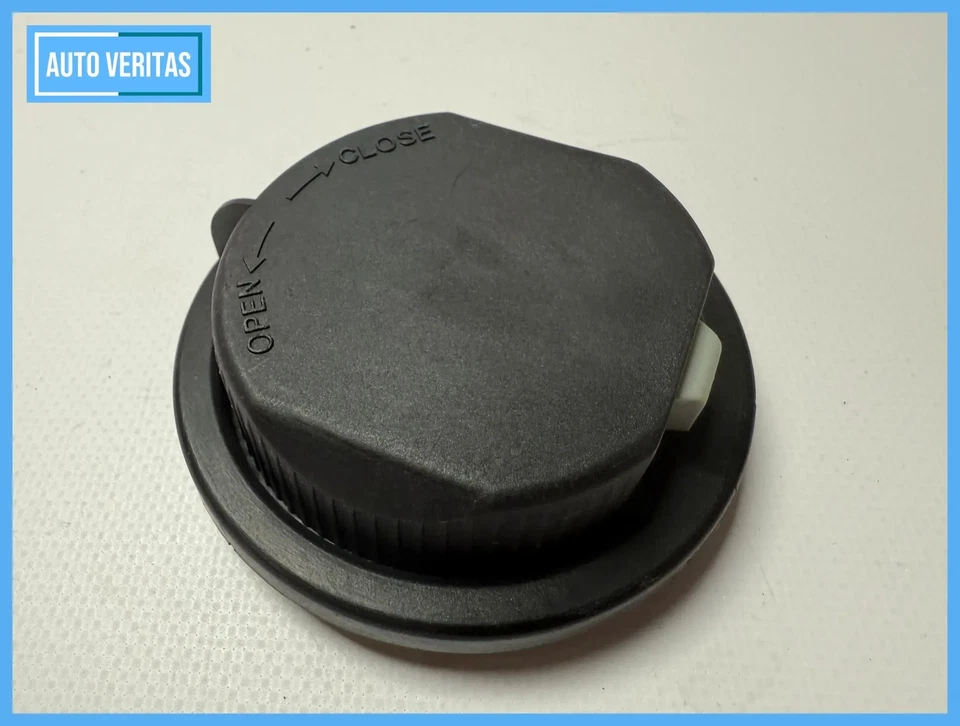 Original Alfa Romeo 156 Fiat cap lid headlight light C1137 - Image 2 of 4