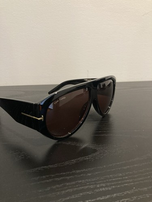 #ad TOM FORD Bronson FT1044 sunglasses Black Frame Coffe Brown Lens $75.00