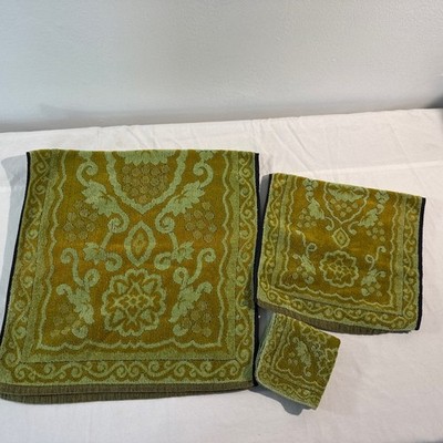 Vintage Golden Crown By F.M.C. All Cotton Green With Blue Trim Towel Set.