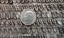 Vintage Metal Letterpress Type  ATF #682 Script  24pt Lydian Cursive   D73  14#