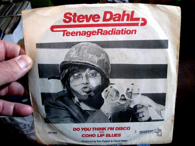 Steve Dahl 45 w/ Pic Sleeve  - Coho Lip Blues / Do You Think Im Disco  VG+ Vinyl