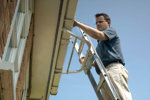 ABRU Universal Aluminium Ladder Stand Off - Picture 3 of 3