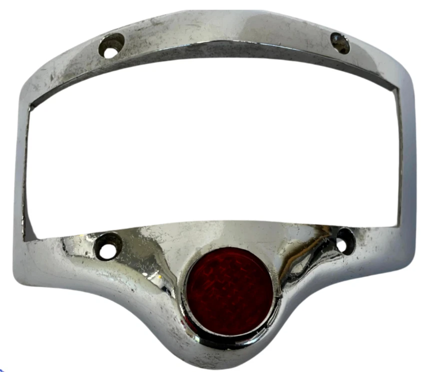 Lámpara de luz trasera lateral derecha Plymouth 1950-1952 bisel cromado 1343105 NOS Foto 2 de 4